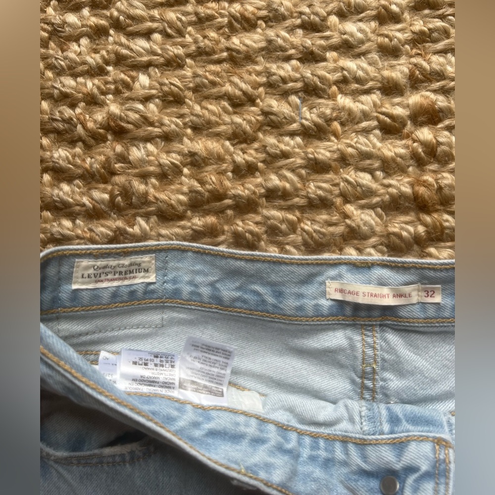 Levi’s denim - Picture 4 of 4